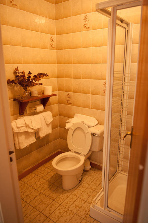 Fort House Bed & Breakfast Kilbeggan Bagian luar foto